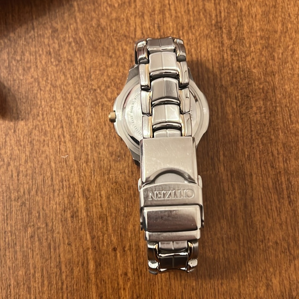 Citizen Watch - Picture 2 of 5